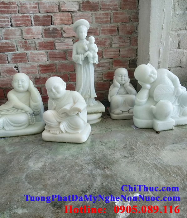 Tượng Phật Chú Tiểu đá Non Nước