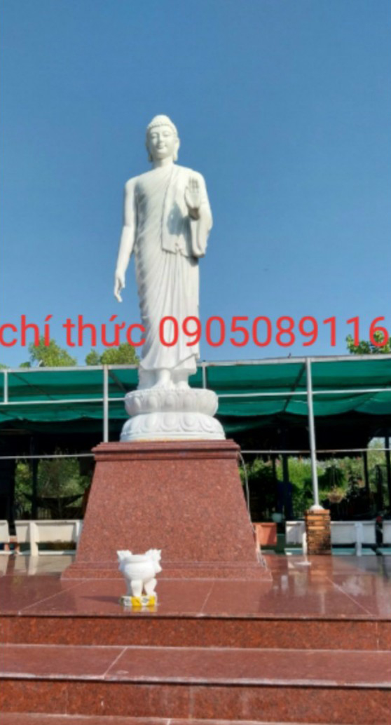 Tượng phật đá non nước