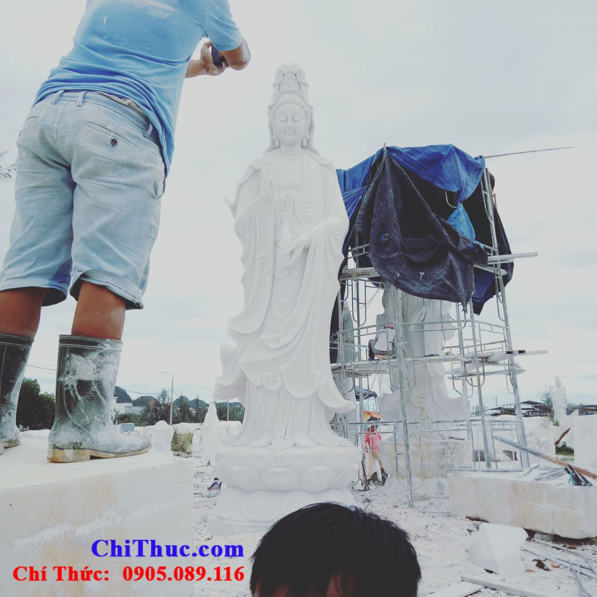 tượng phật đá non nước