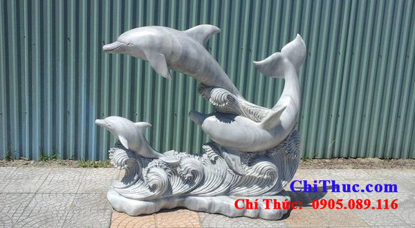 Tượng cá heo đá non nước